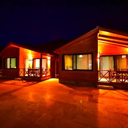 Zuhre Cafe *