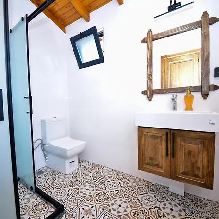 Zuhre Cafe Bed & Breakfast
